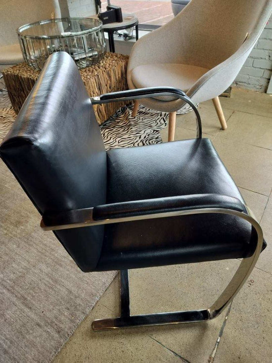 BRNO Mies van der Rohe Style Flat Arm Side Chair