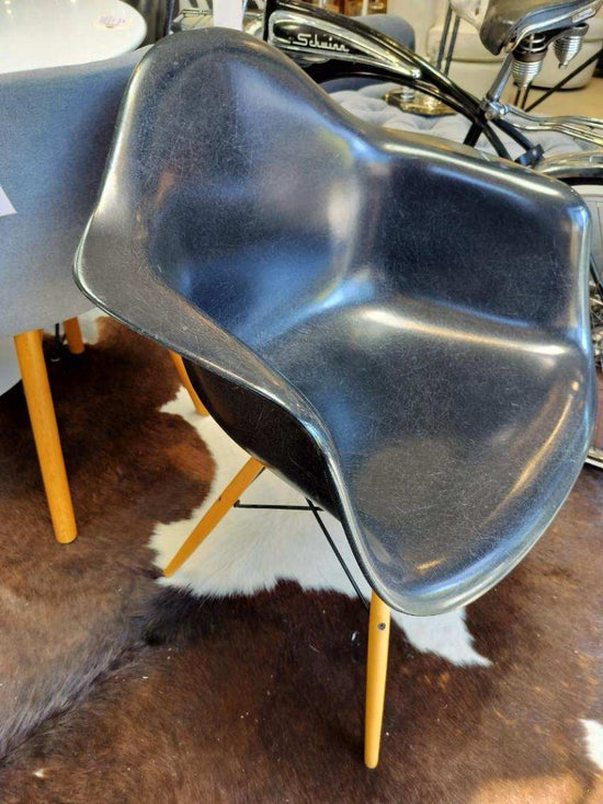 *Eames Molded Fiberglass Arm Chair (Reg. $945)