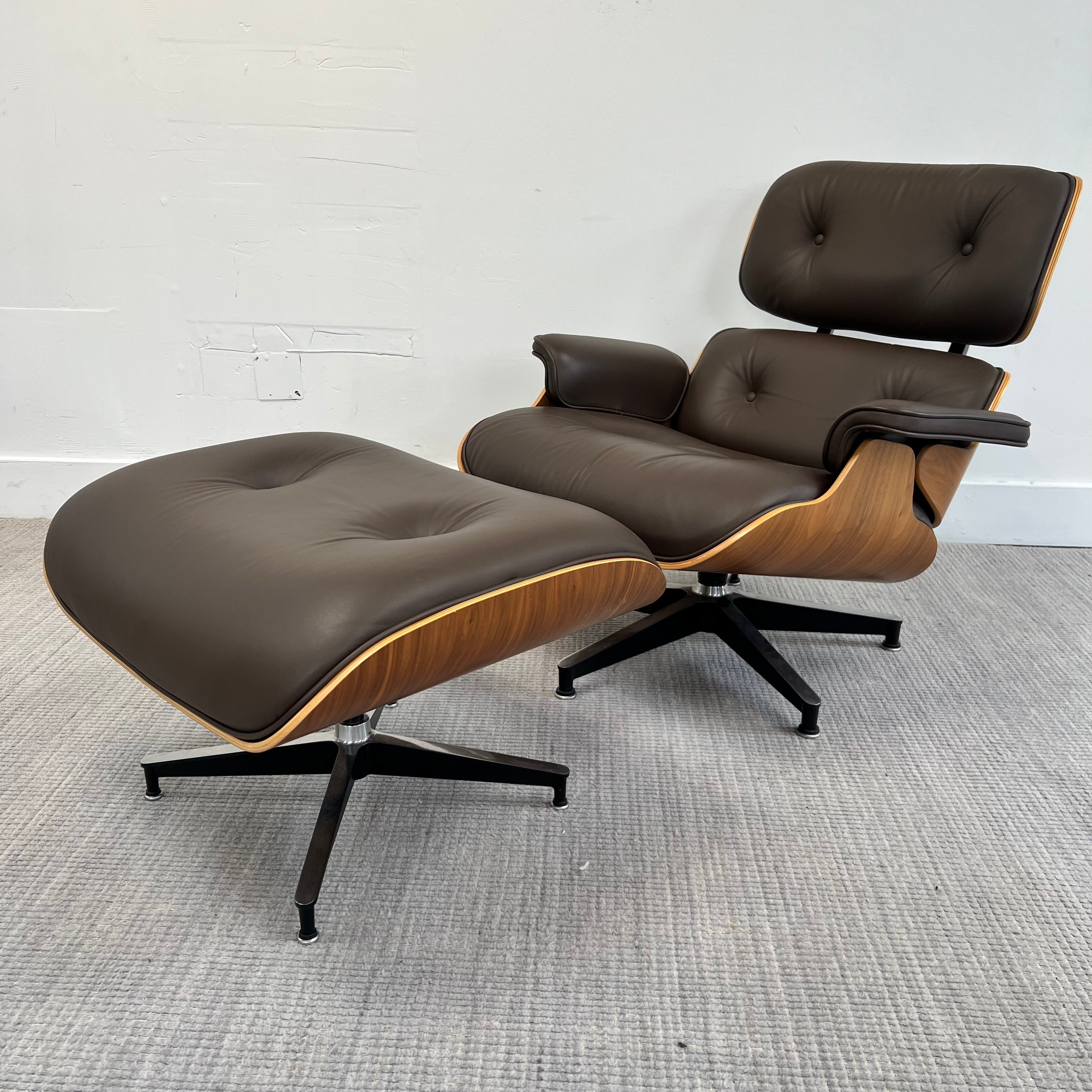 Eames Lounge Chair and Ottoman – Herman Miller Store