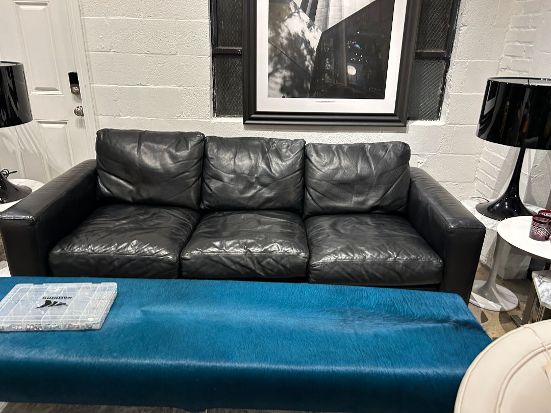 Vintage Black Leather Room &amp; Board Metro Sofa