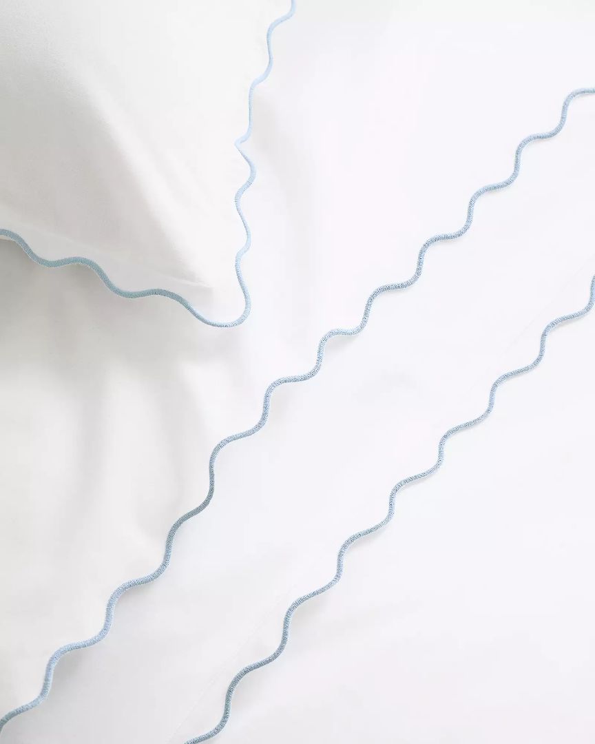 Wave Percale Sheet Set by Serena &amp; Lily. Staging item. (reg retail $298)