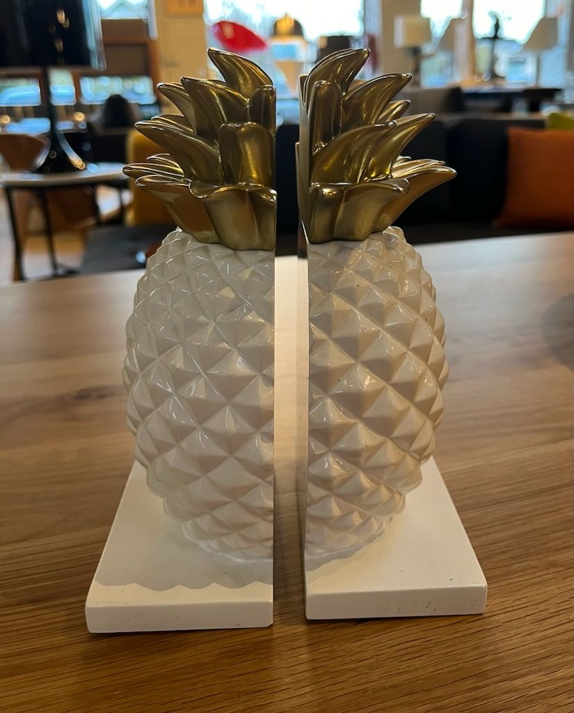 Vintage Hollywood Regency Pineapple Bookends