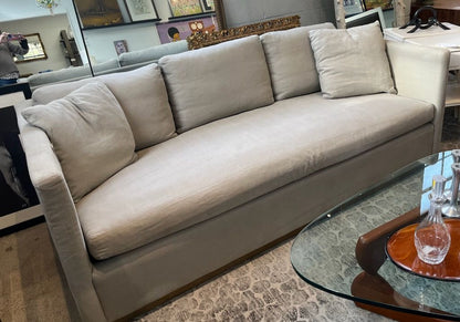 H D Buttercup Palisades Sofa