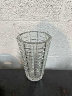 Vintage Jarron Art Cut Crystal Vase