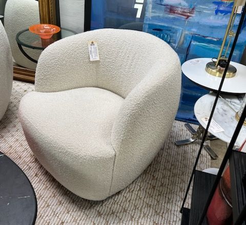 CB2 Gwyneth Ivory Boucle Swivel Chair