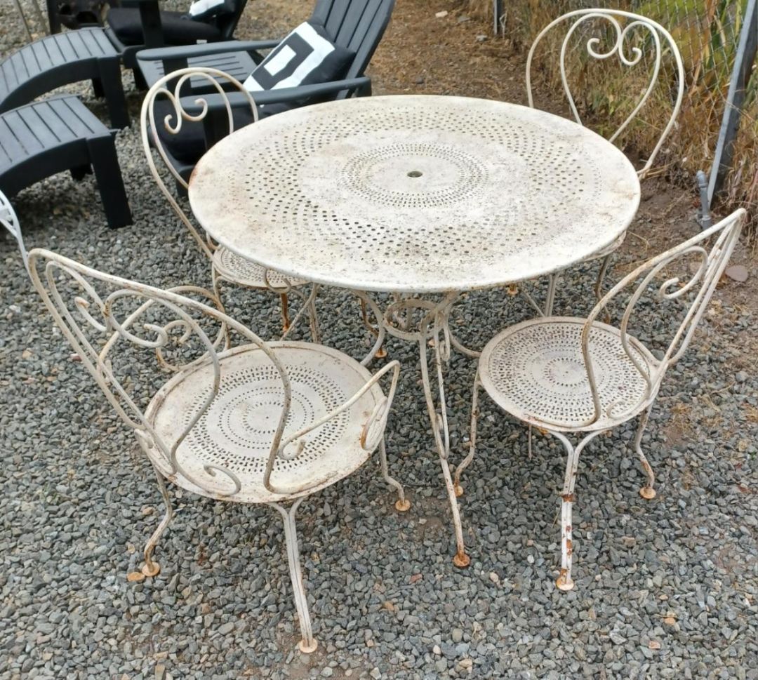 **Antique French Bistro Table &amp; 4 Chairs  SET