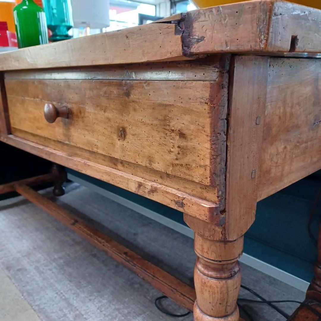 **Antique Solid Cherry Console Table. 2 Sliding Doors. 1800&