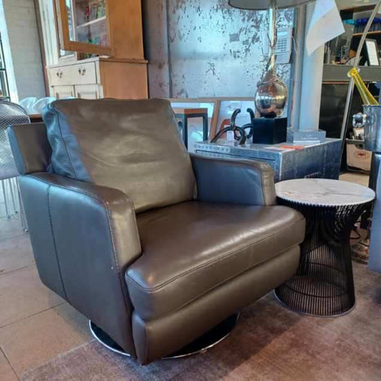 *Scandinavian Design Gray Leather Swivel Chair & Ottoman