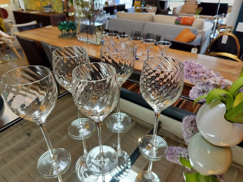 Vintage Hand Blown Crystal Wine Glasses. Spiral Design.