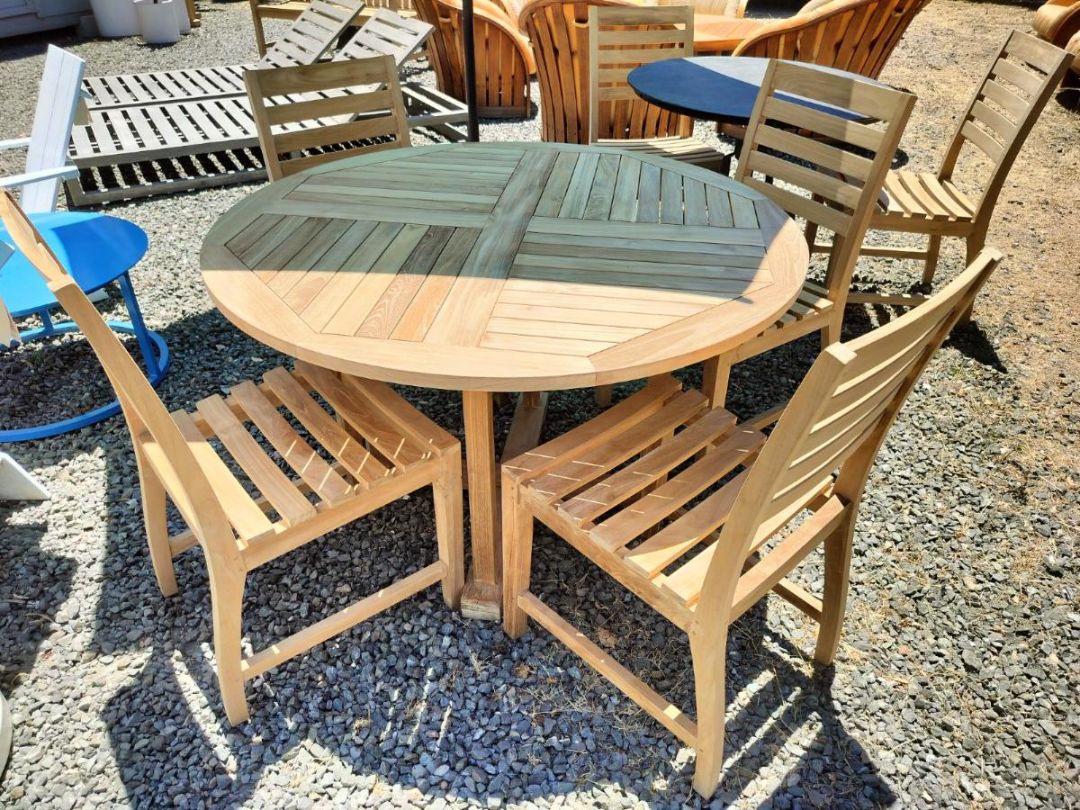 48&quot; Diam. Four Posters Solid Teak Patio Table