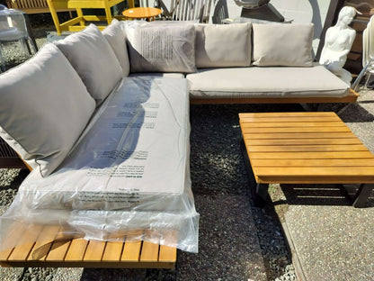 Crate &amp; Barrel Outdoor Sectional &amp; Coffee Table (Four Pieces)