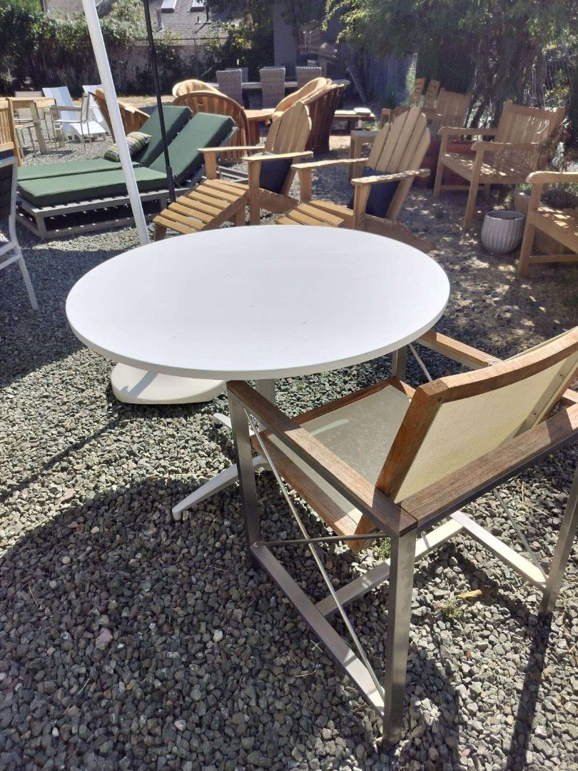 Patio Dinette Table with Cesar Stone 42&quot; Top