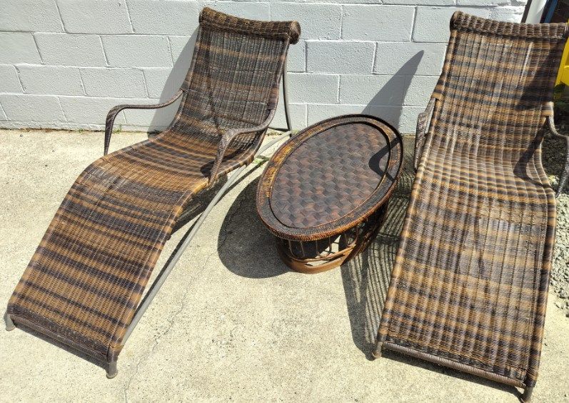 Outdoor Chaise Lounge in All Weather Wicker  SET OF 2