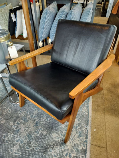 Room &amp; Board Sanna Leather Lounge Chair