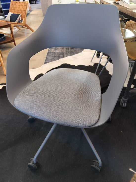 Teknion Wilkhahn Occo Desk Chair