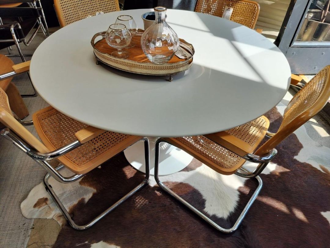 Authentic Knoll Saarinen Dining Table. 47&quot; Round (Reg. $3322)