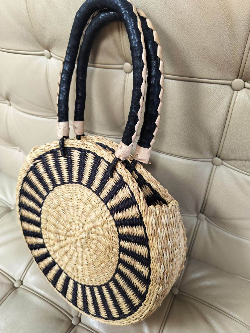 Ratan Summer Handbag in Natural &amp; Black