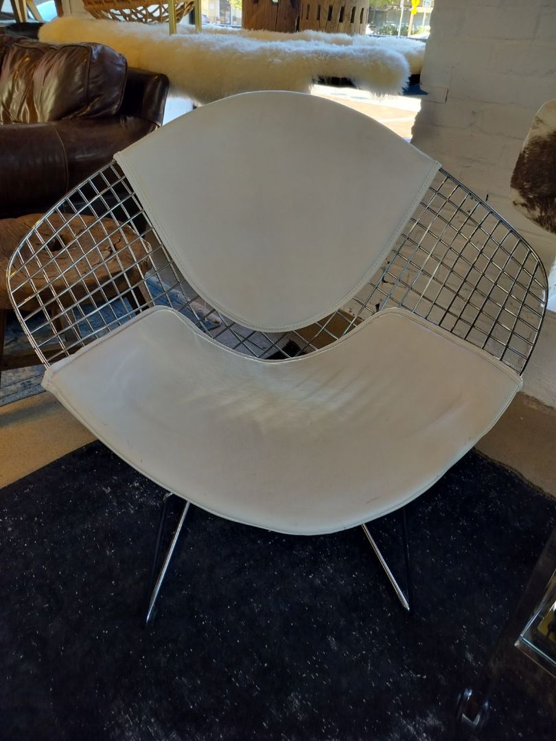 Bertoia Style Wire Diamond Chair