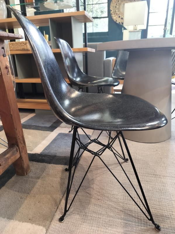 Mid-Century Modern Modernica Fiberglass Shell Chair on Eiffel Base