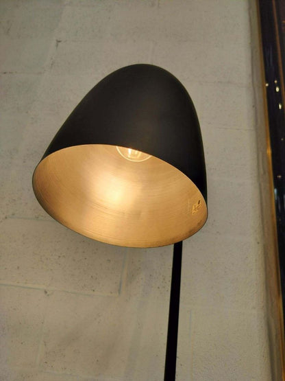 Grasshopper Floor Lamp in Black