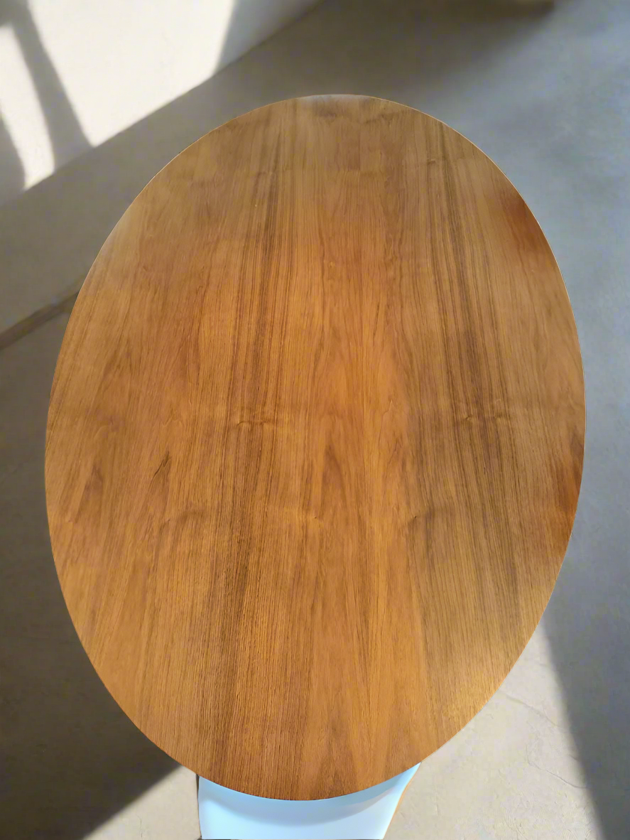 Tulip Oval Pedestal Dining Table