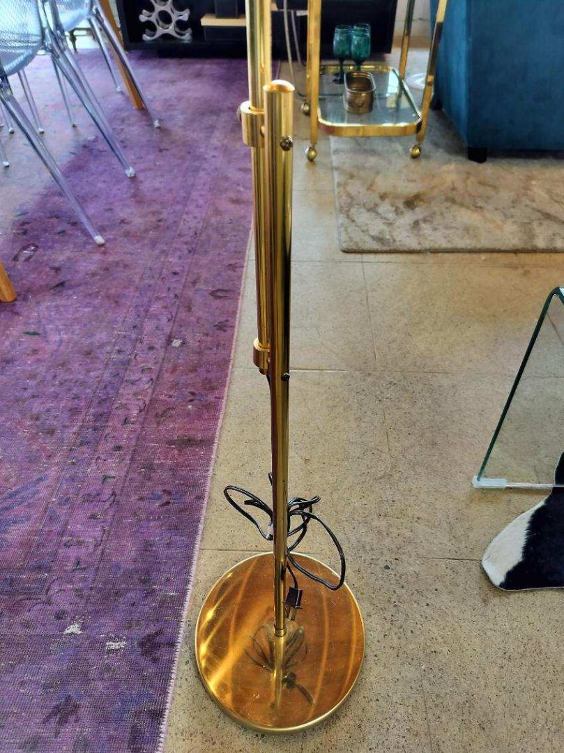 Vintage Adjustable Height Floor Lamp