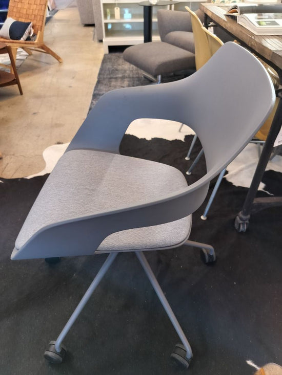 Teknion Wilkhahn Occo Desk Chair