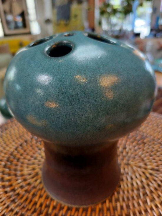 Vintage Glazed Victoria Littlejohn Studio Pottery Mushroom Vase,  1960s