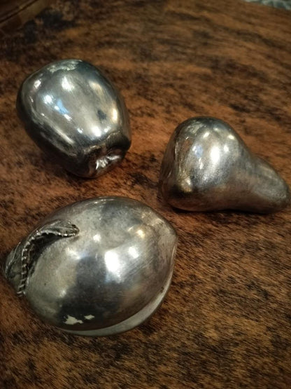 Vintage Cast Metal Fruit. (Apple. Pear. Peach)