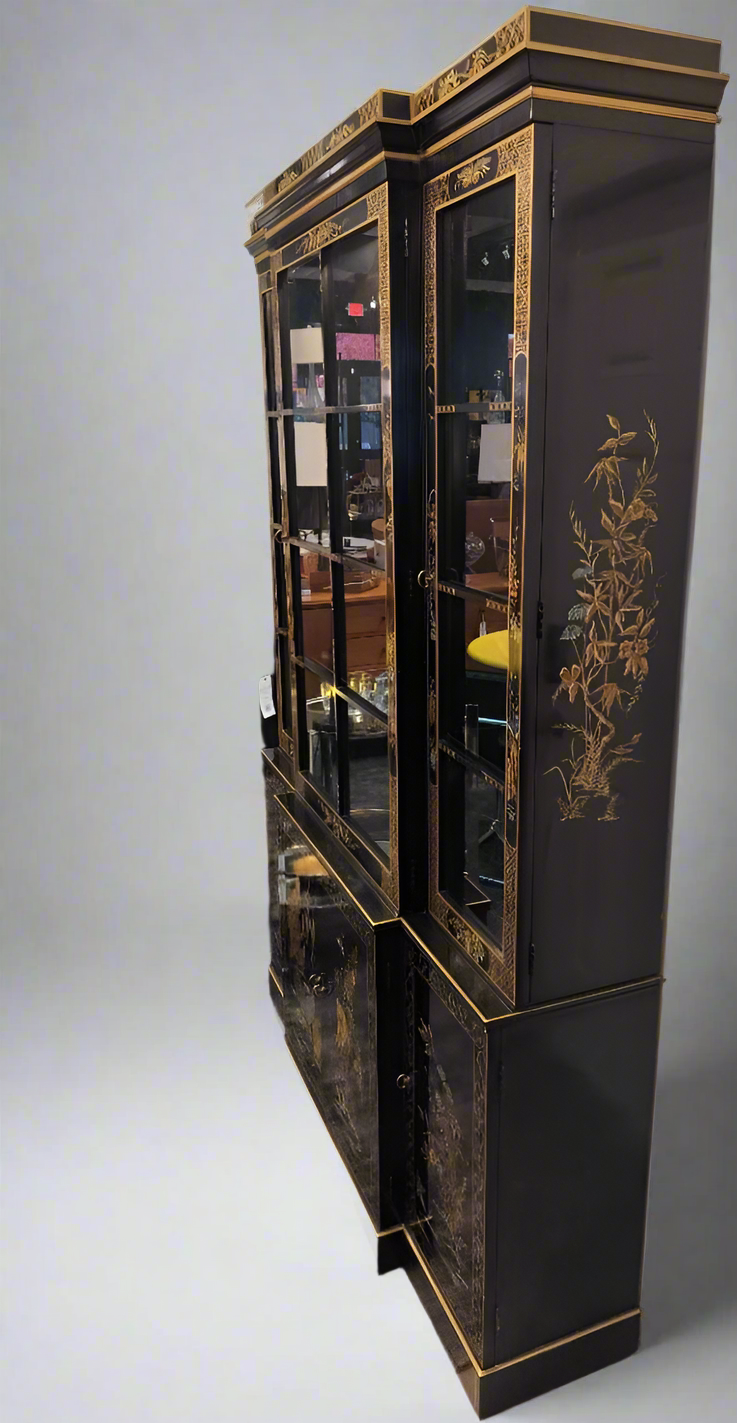 Vintage Drexel Heritage Display Cabinet/ Bookcase