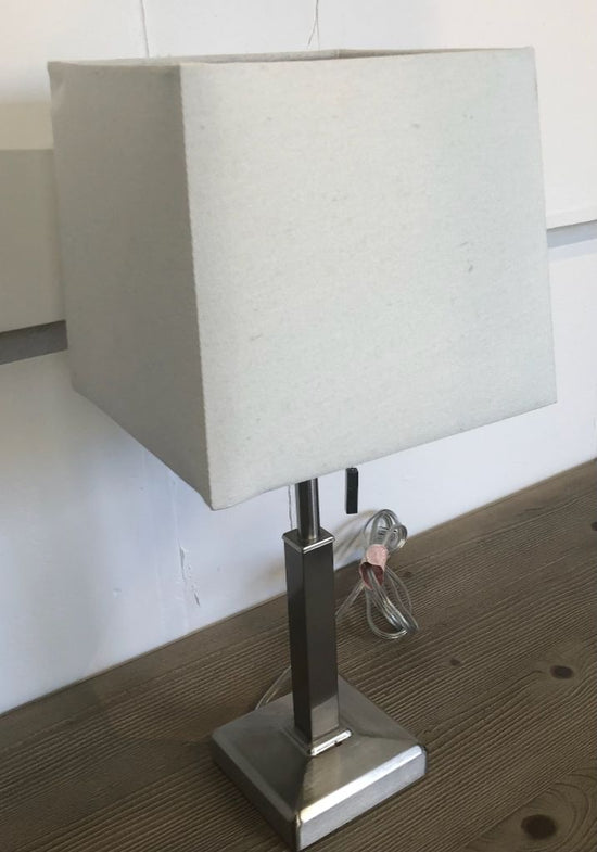 Classic Desk Lamp w/ Metal Base