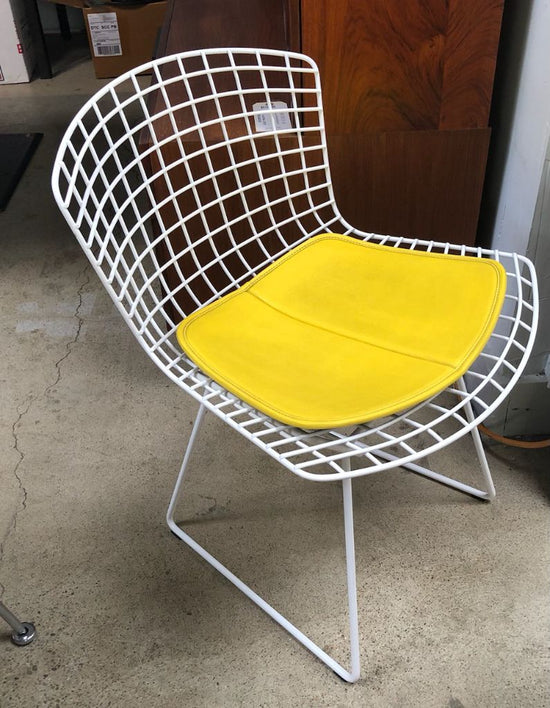 Bertoia Metal Side Chair by Knoll