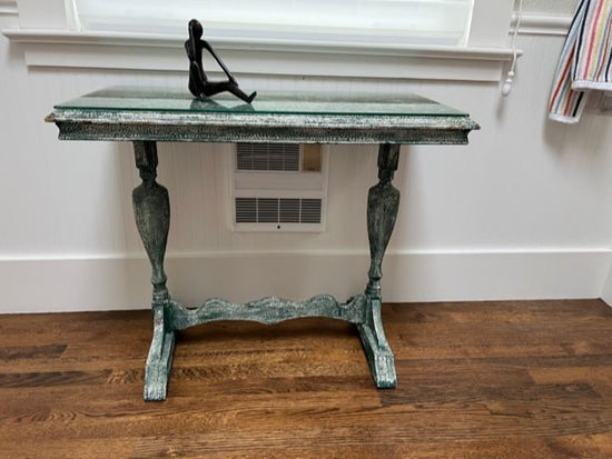 Vintage Victorian Style Accent Table