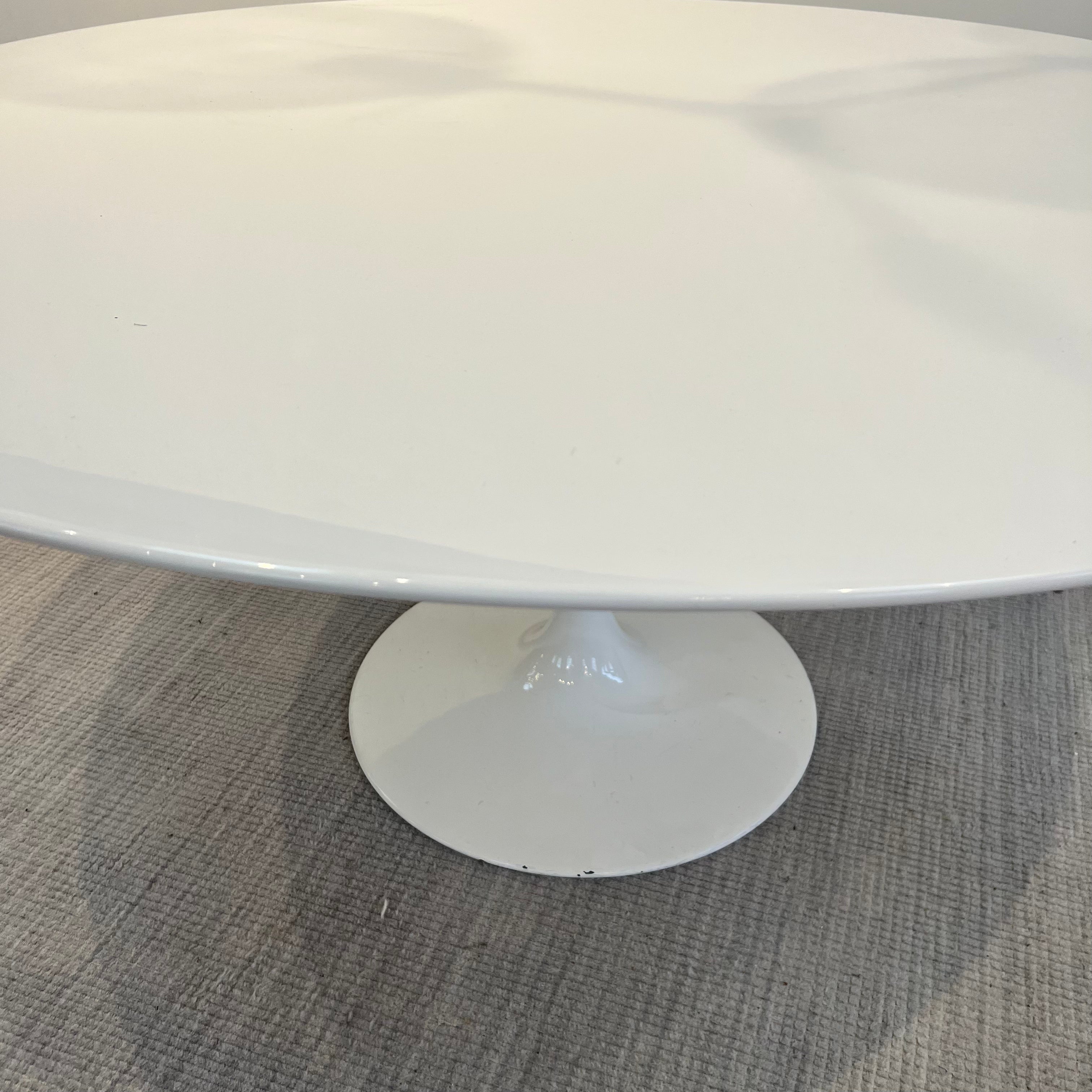 Tulip Dining Table With White Base