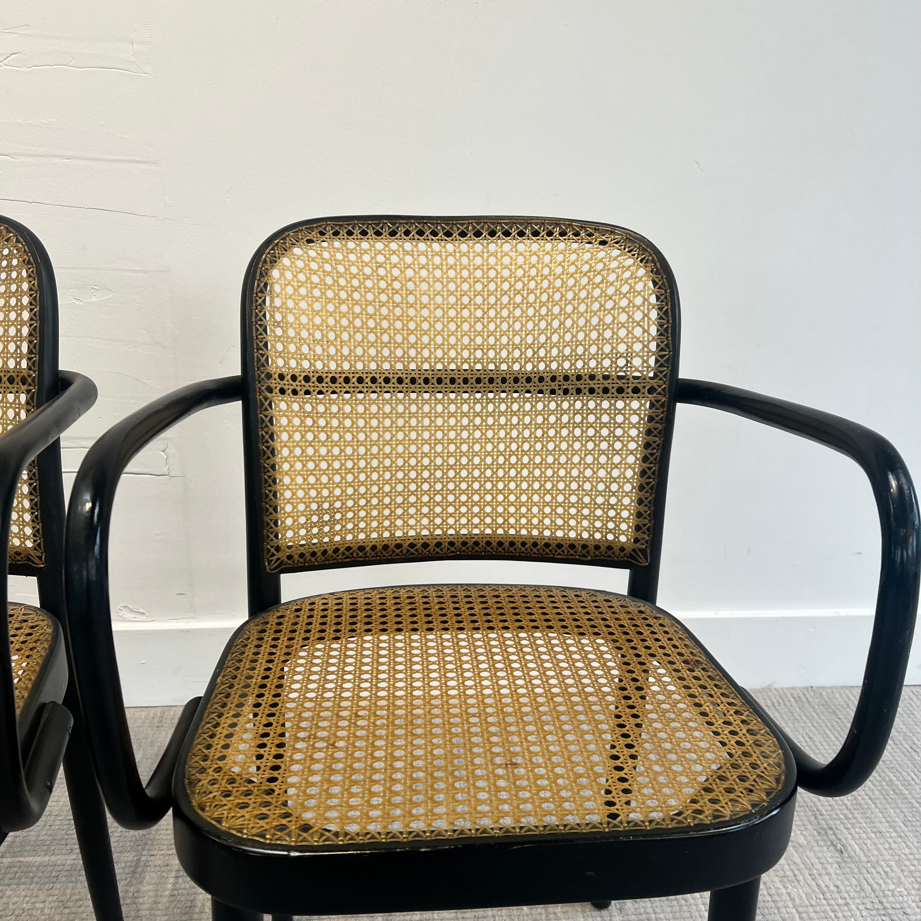 Set of 2 Thonet Prague 811 Chairs